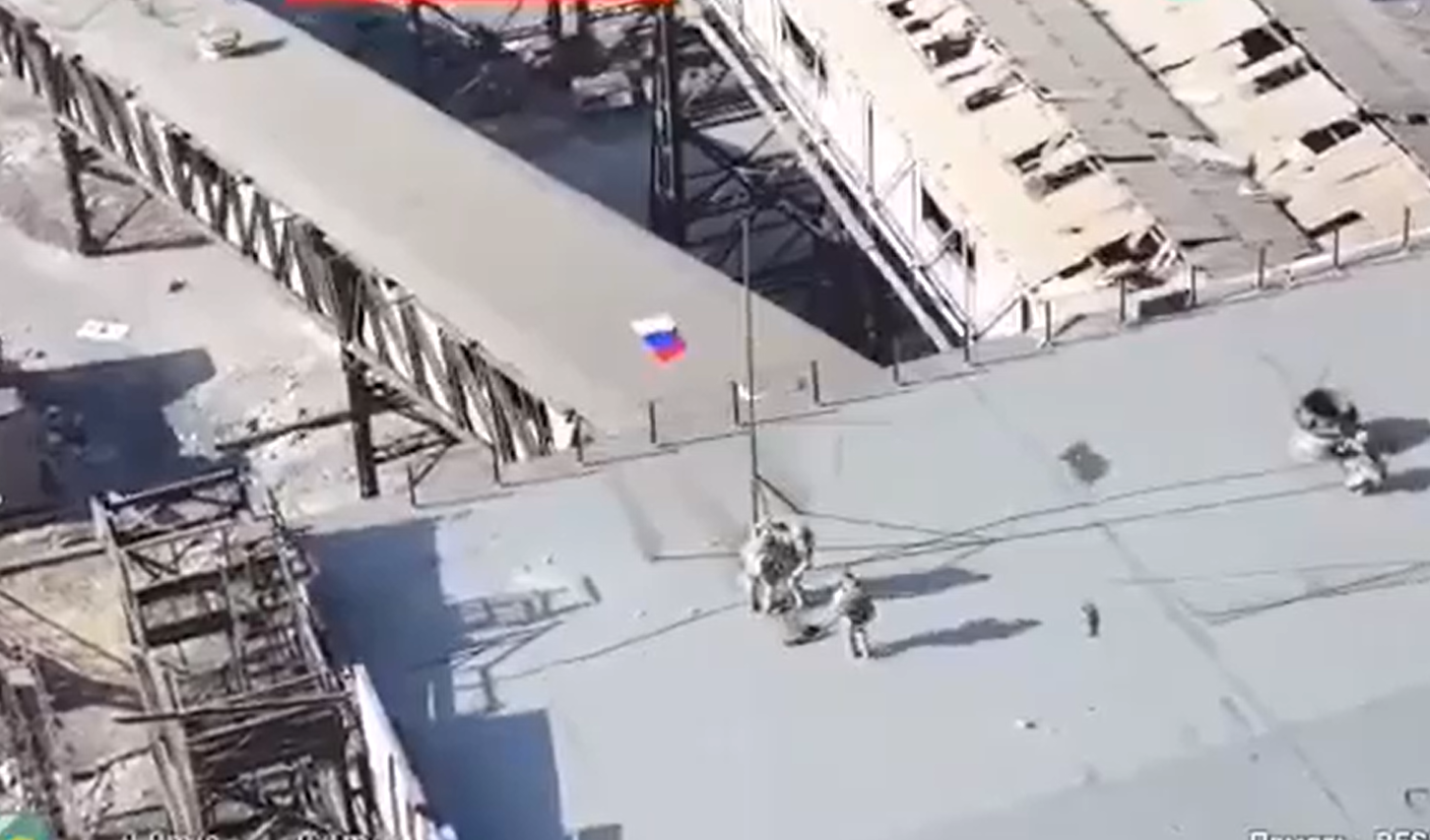Pala Avdejevka: Rusi podigli zastavu (VIDEO)