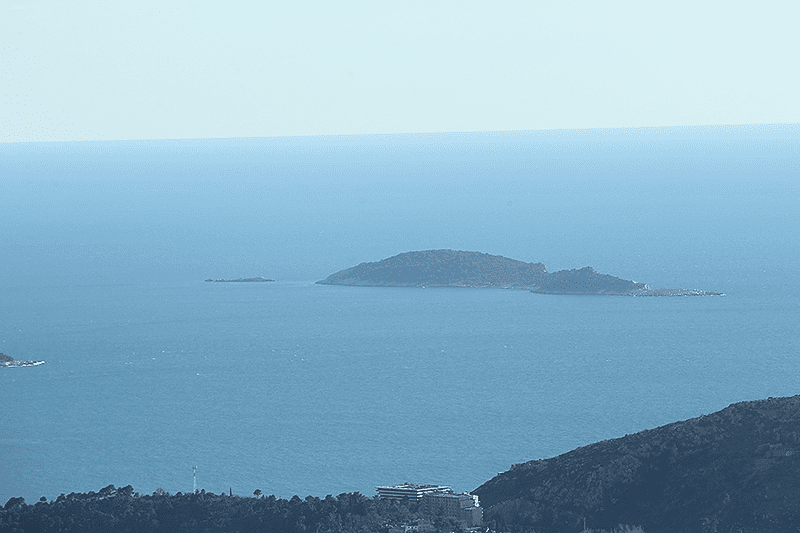 JEDVA DOČEKALI UBLAŽAVANJE MJERA Slovenci krenuli na Jadran, zabilježene gužve na granici