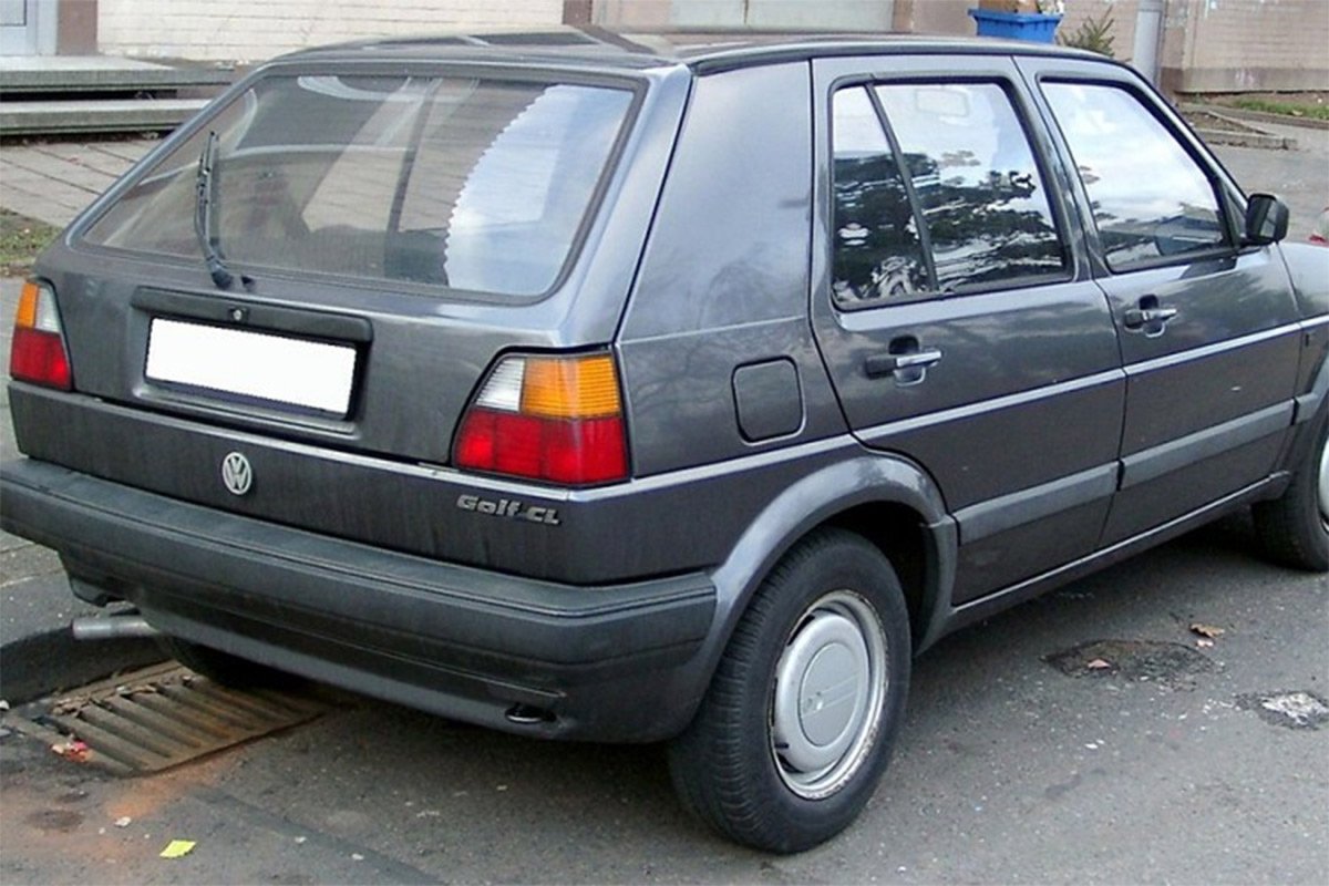 Zatečen dok pokušava ukrasti golf 2