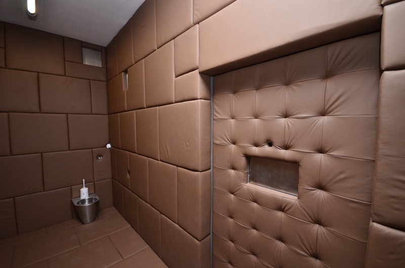 Ovo je zatvor gdje borave Debevec i Osmica: Smještaj luksuzan, a zatvorenici nezadovoljni hranom i uslovima