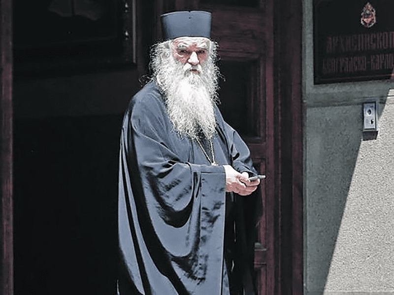 “NOĆ JE MIRNO PROŠLA, DOBRO SE OSJEĆA” Mitropolit Amfilohije stabilnog zdravstvenog stanja