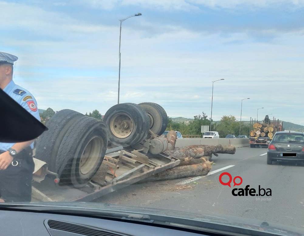 Banjaluka: Nezgoda na tranzitu (FOTO)