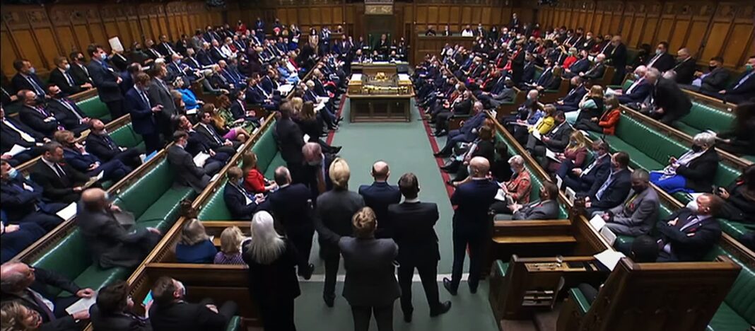 Ekonomska bura na Ostrvu ne jenjava – sunovrat funte i 