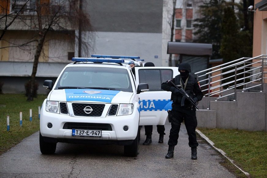 Velika akcija MUP u Banjaluci: Uhapšeno nekoliko osoba zbog VIŠEMILIONSKOG KRIMINALA, pretresi u toku