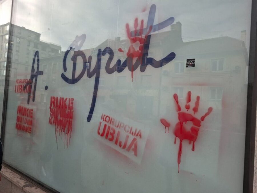 Studenti u Novom Sadu napadnuti bejzbol palicama, sumnja se na mladiće iz SNS-a