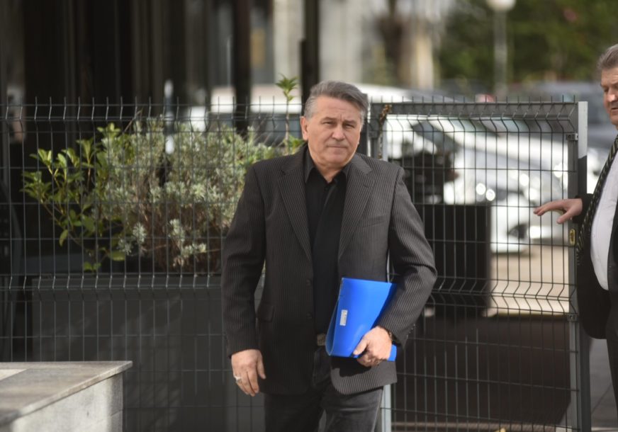 Incident na suđenju: Halid Muslimović napustio sudnicu
