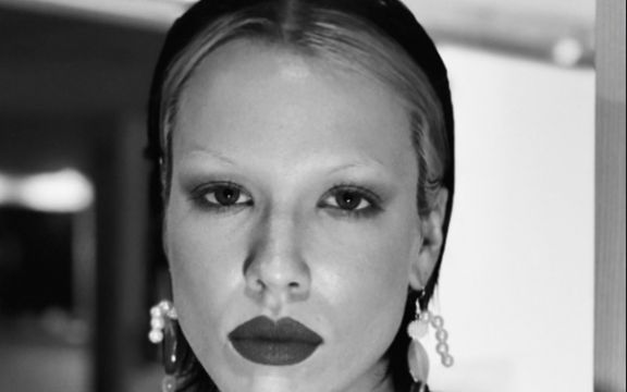 Srpska manekenka izvršila samoubistvo