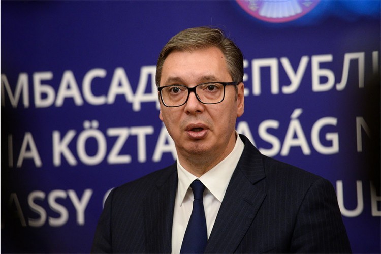 Vučić: Hrvati imaju spomenik teroristi, a Srbima sole pamet o zločinima
