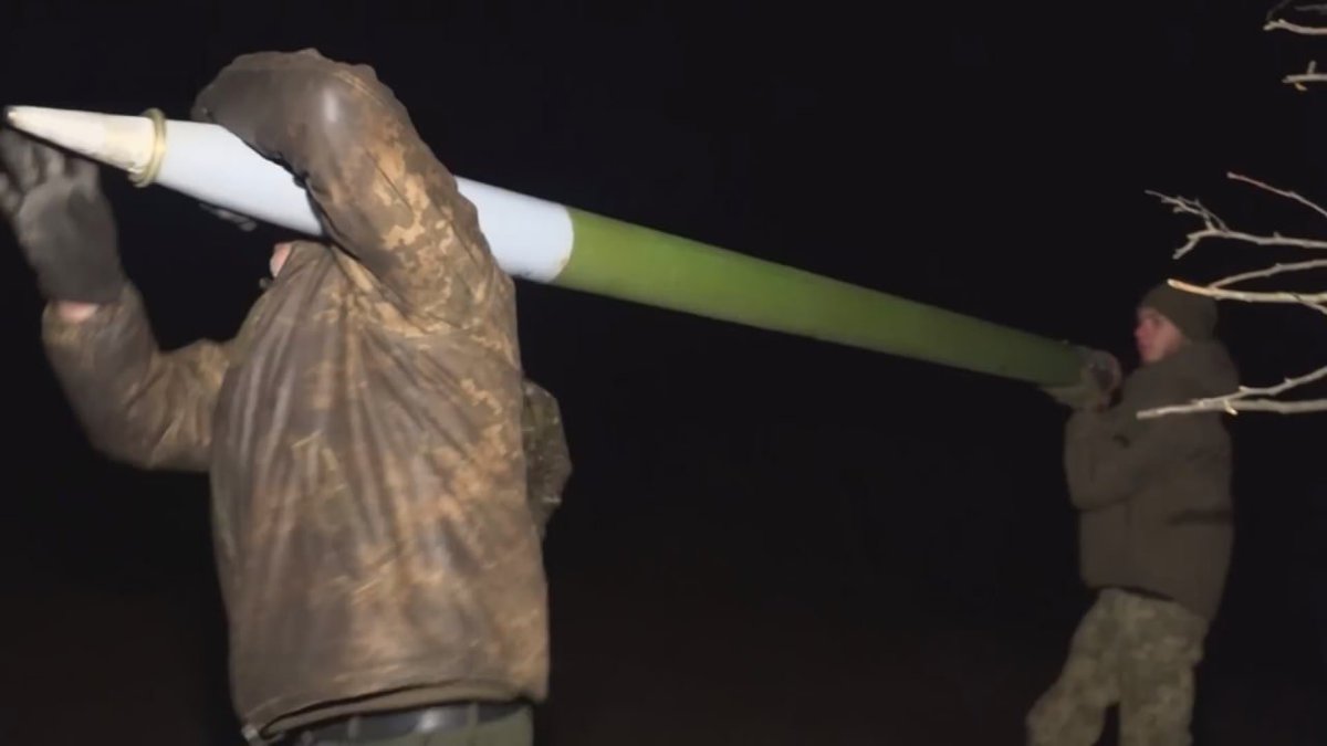 UŽIVO /VIDEO/Srpska raketa na frontu; Možda „strateško povlačenje“; Čudni Rusi; Iznenađujući ruski pravac napada kod Bahmuta; Snimci sa fronta