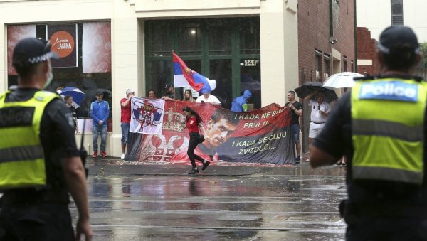 Novak Đoković u potresnom dokumentarcu o izbjeglicama i torturi u Australiji /VIDEO/