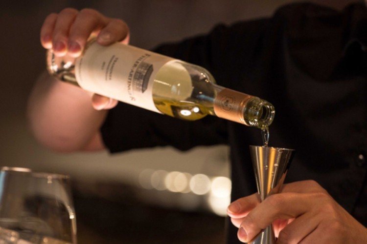 Najmanje 30 preminulih od trovanja alkoholom u Rusiji