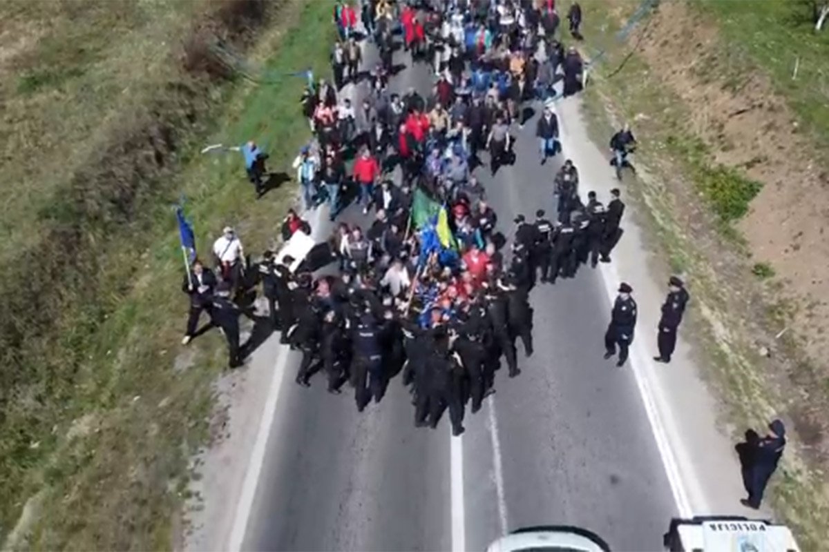 Zenički rudari probili policijske barikade: 