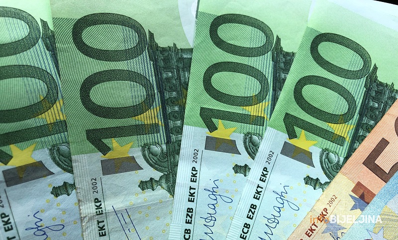 U Crnoj Gori 58 milionera, najbogatiji ima 25,2 miliona evra