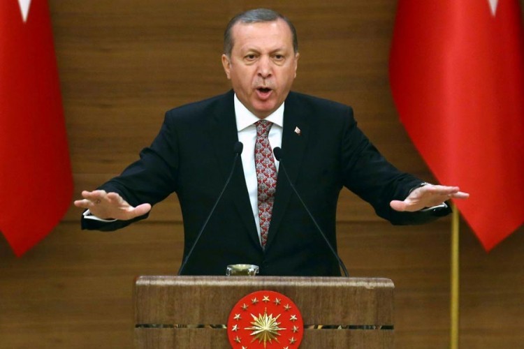 Pronađena bomba ispod policijskog vozila, osujećen pokušaj napada na Erdoana