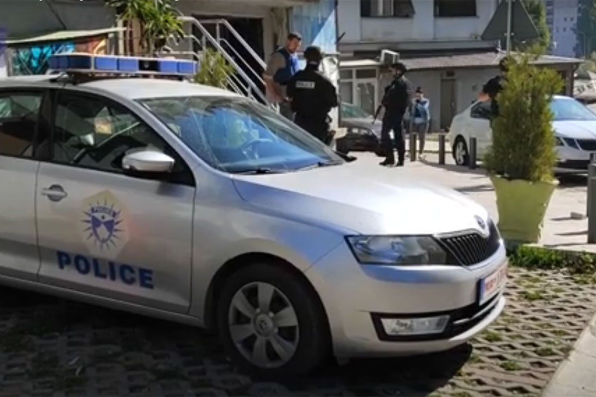 Akcija na sjeveru Kosova i Metohije: Policija pretresa u vezi sa Banjskom (VIDEO)
