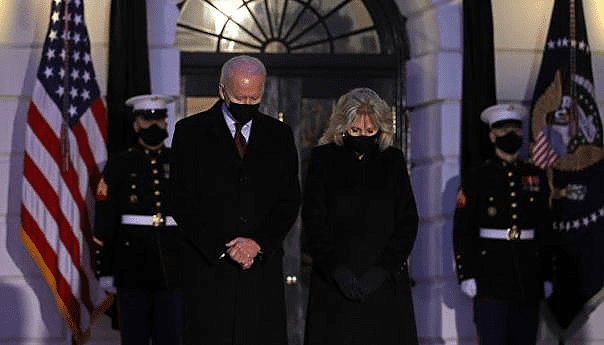 Joe Biden održao komemoraciju za žrtve korone