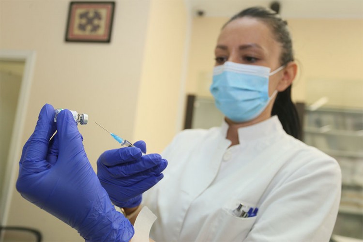 Četvrti talas korone u BiH moguć već krajem ljeta