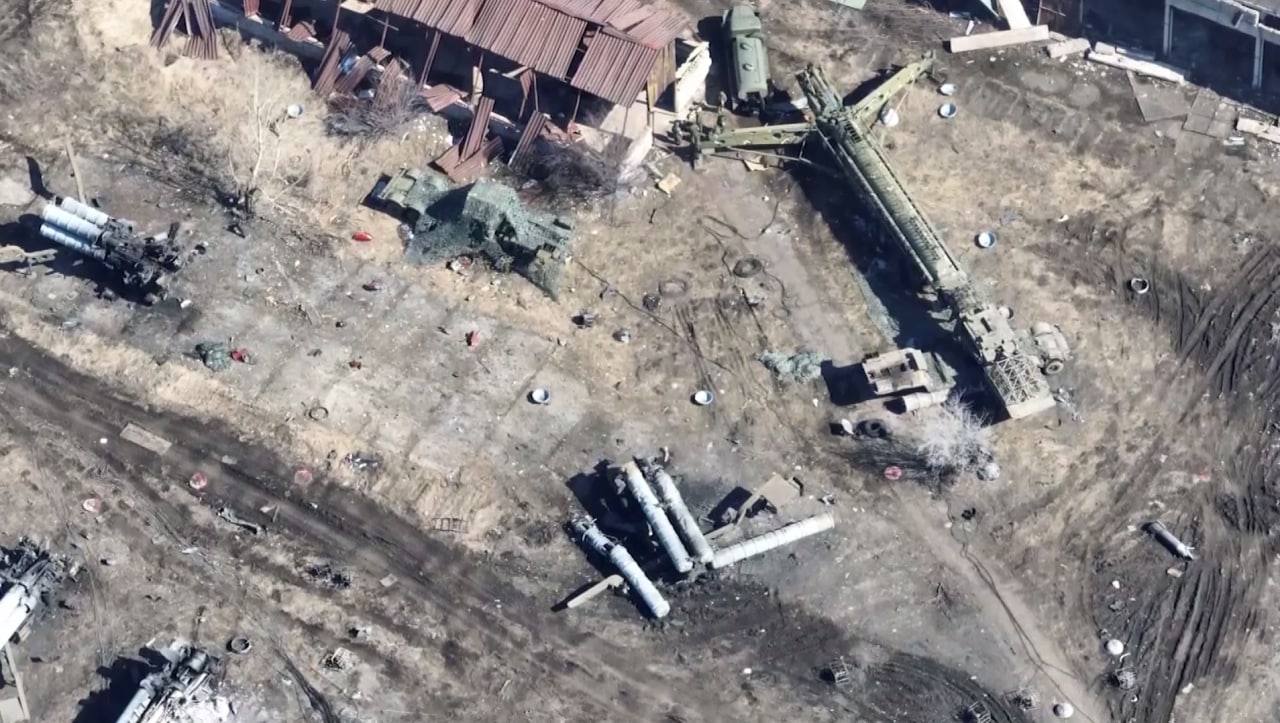 Skot Riter: Rusija je razorila sisteme PVO Ukrajine