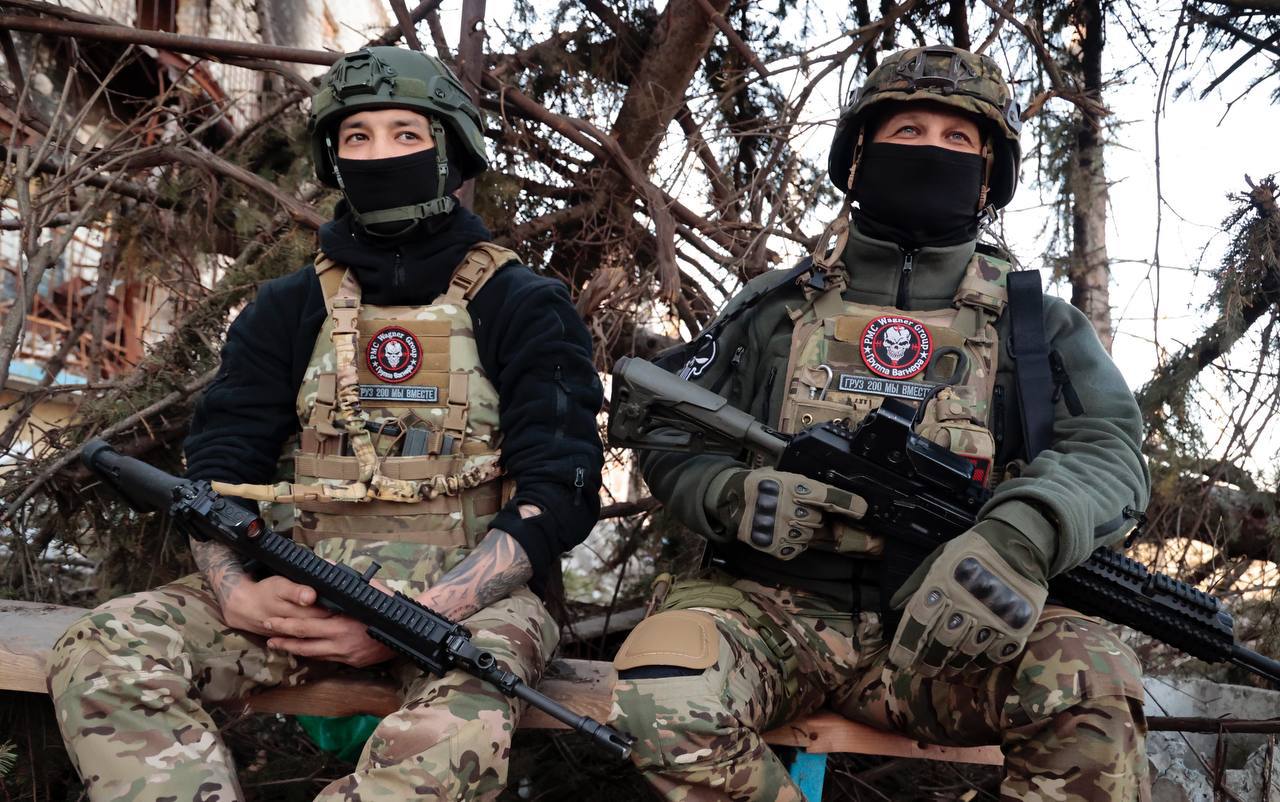 UŽIVO/VIDEO/ Zapad isporučio Kijevu preko 230 tenkova i 1.500 oklopnih vozila; Ruski brifing;  