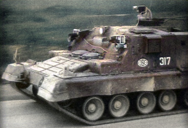 PRVI PUT OD ČERNOBILJSKE NESREĆE Rijetko visoko zaštićeno vozilo Ladoga viđeno na frontu /VIDEO/