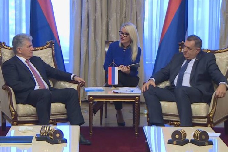 Dodik i Jenča: Situacija u BiH, zbog nametnutih odluka stranaca, nestabilna ali mirna