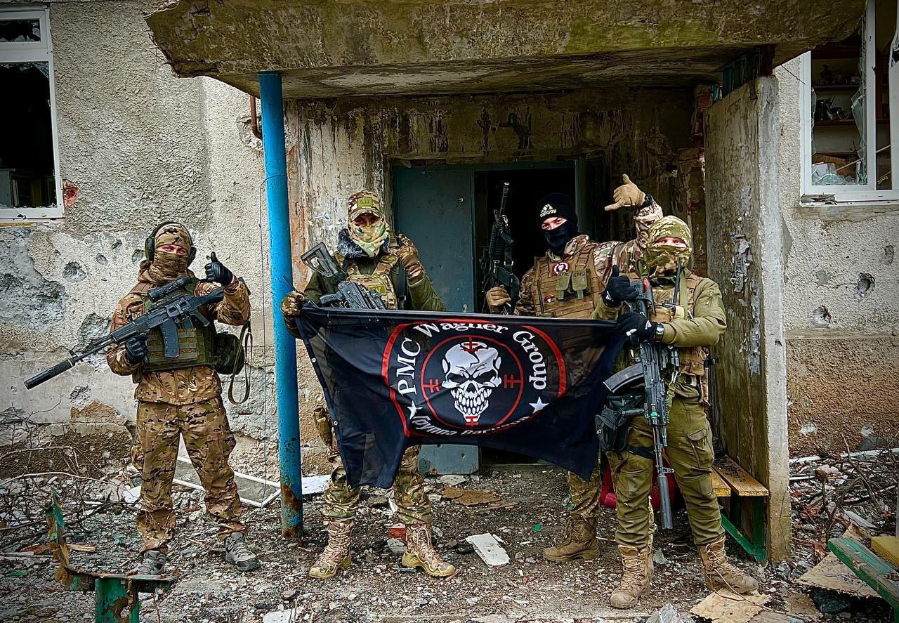 UŽIVO /VIDEO/Kadirov se narugao; Wagner zauzeo Kleščejevku; Njemačka i Francuska tajno naoružavale ; Rusi napreduju kod Bahmuta; Uništena cijela brigada;Američki brifing