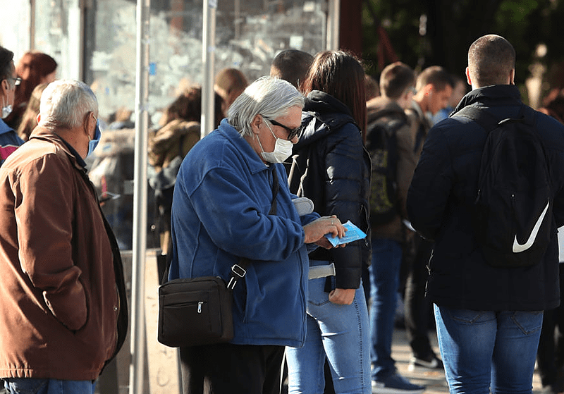 EVO KAKO SE VIRUS RAZLIKUJE OD UPALE PLUĆA Naučnik je radio obdukcije pacijenata i otkrio kako dolazi do dugog kovida