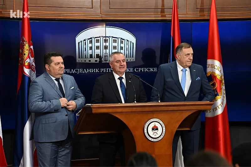 Ambasada Austrije: Dodiku, Stevandiću i Viškoviću je zabranjen i tranzit kroz našu zemlju
