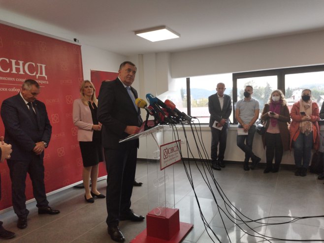 Dodik: Nije nam u planu razbijanje teritorijalnog integriteta BiH ali jeste vraćanje suvereniteta RS