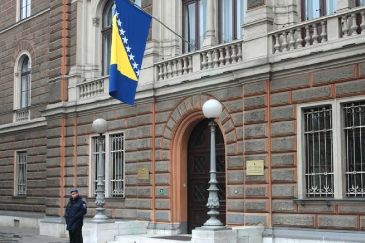 Kabinet srpskog člana: Komšić i Džaferović prave cirkus od Predsjedništva BiH