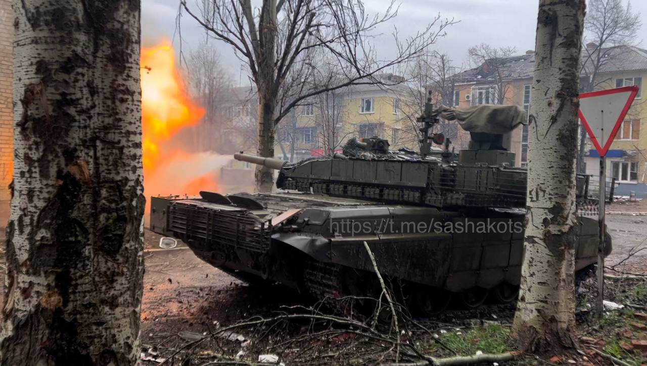 UŽIVO /VIDEO/Newsweek: Ofanziva planirana za 30.april; Snimci sa fronta; Kijev poručio Putinu: Želiš rat;  Američka vojska ne učestvuje u borbenim dejstvima u Ukrajini