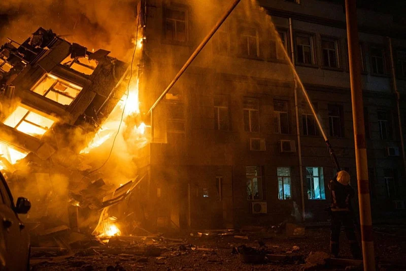Pakao u Odesi: Rusi razorili stambene zgrade dronovima, više povrijeđenih
