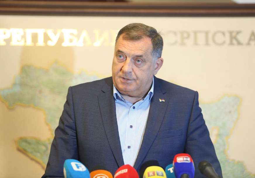 Dodik o Šmitu „Onaj ko misli da je on visoki predstavnik, neka ga vodi kući, neka se zabavlja s njim“