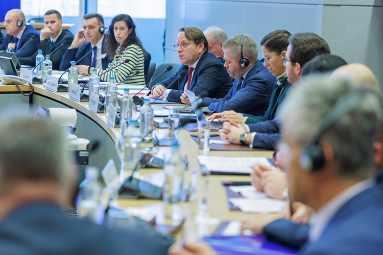 Varhelji: Vidimo posvećenost BiH u vezi sa reformama