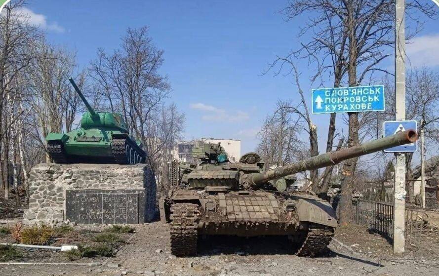 UŽIVO /VIDEO/ Kontranapadi ukrajinske vojske u pravcu Ugljedara;Snimci Bahmut i front; Kreće evakuacija; Ruski brifing; Iz operativnog u potpuno okruženje;