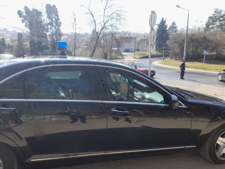 Dodik “pozdravio” novinare srednjim prstom,reagovala i Gorica (FOTO)