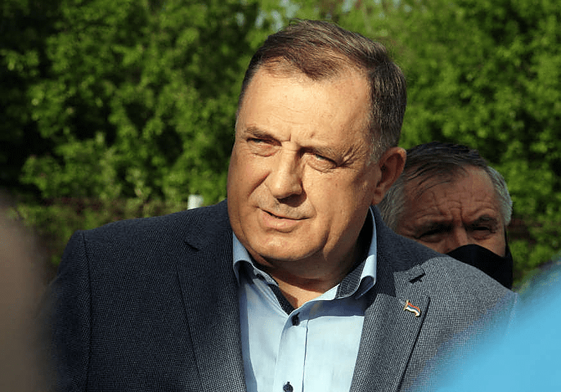 Dodik čestitao Dan pobjede 9.maj: Slobodarski srpski narod treba da bude ponosan na svoju slavnu istoriju