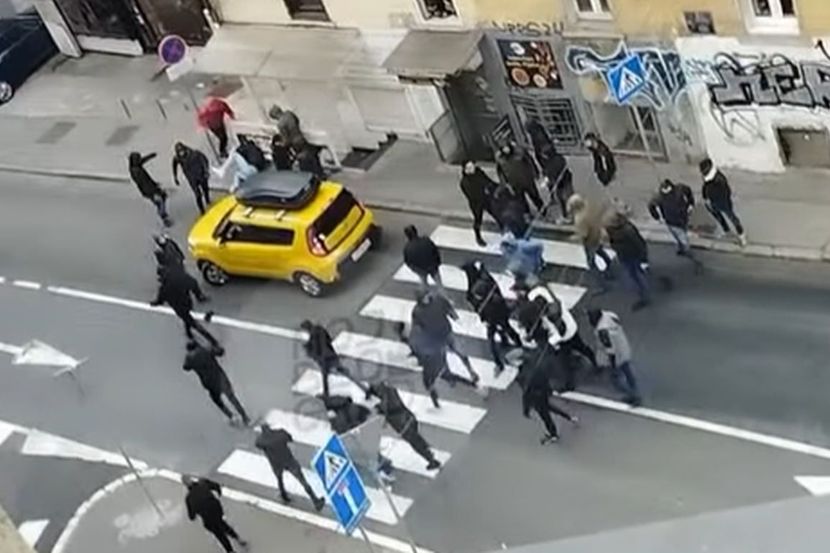 Haos u centru Beograda: Delije prebile navijače Štutgarta! (VIDEO)