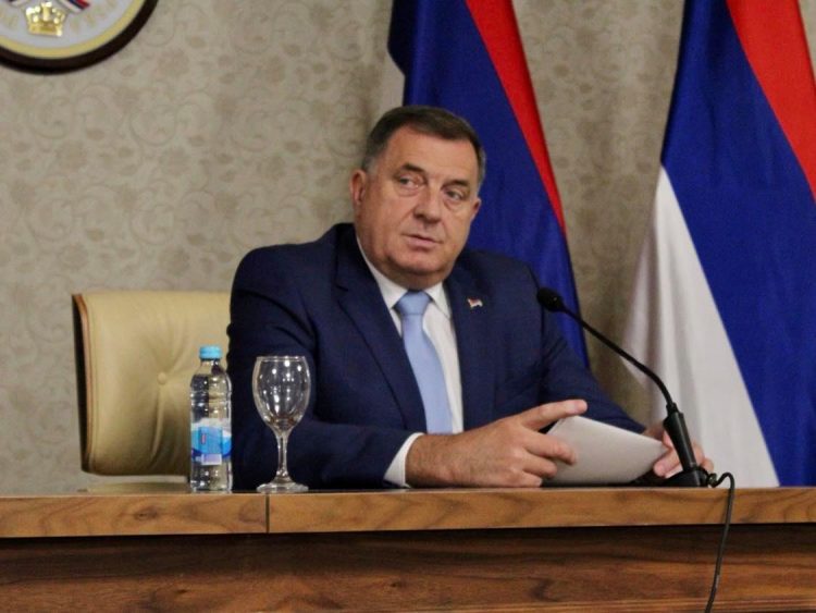 Dodik zatražio smjenu Podžića