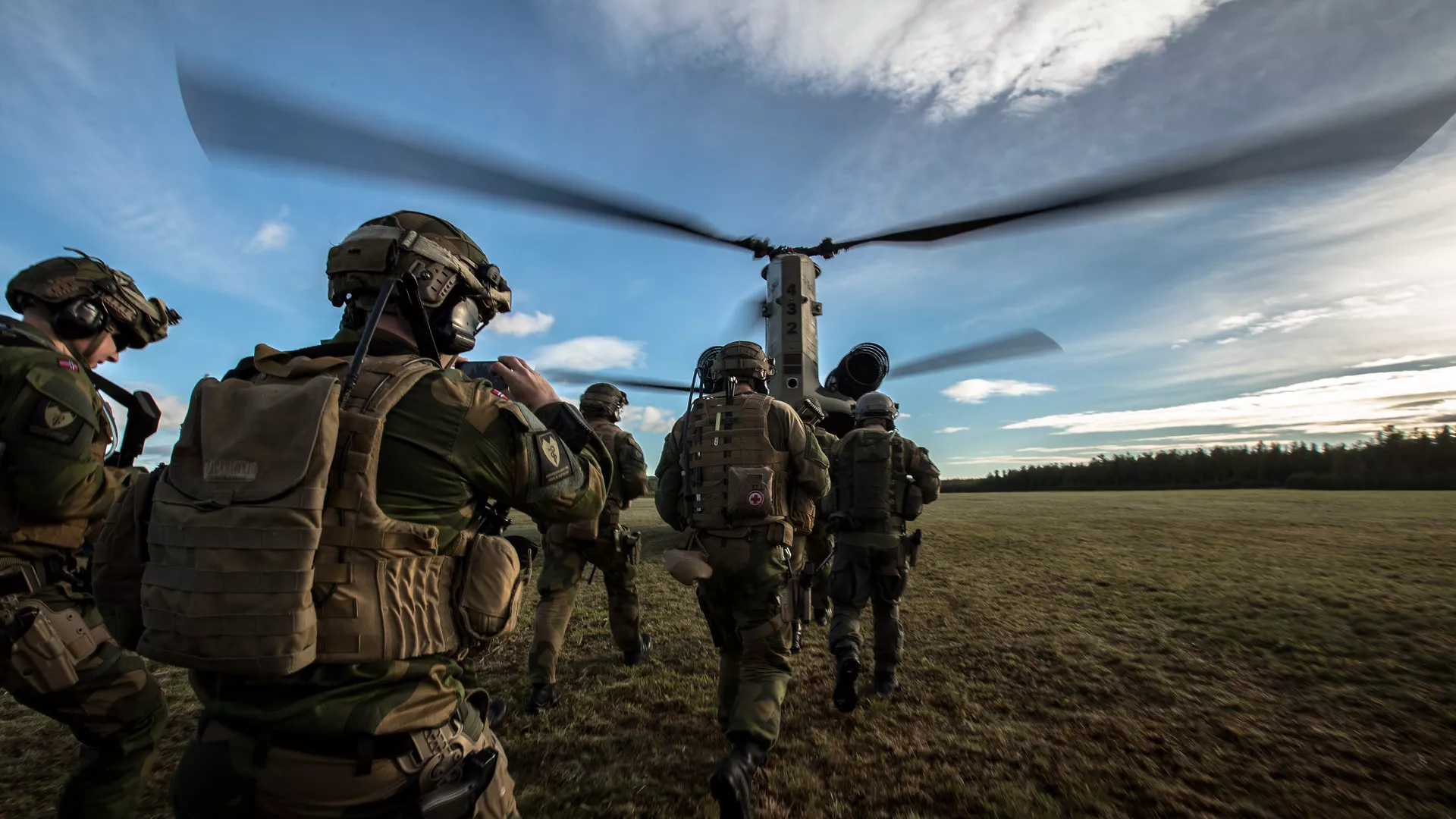 Ministar spoljnih poslova Poljske: Vojnici NATO-a već su u Ukrajini