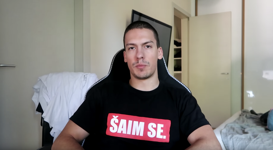 Zapaljen lokal Bake Praseta: Letjeli cigla i molotovljev koktel?