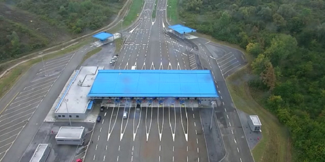 Vozilo sa opasnim nivoom radijacije zaustavljeno na granici Srbije