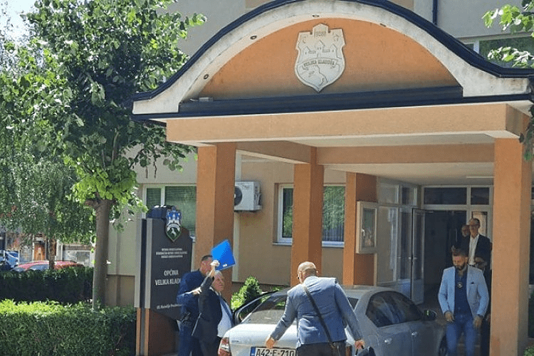 Fikret Abdić ostaje u pritvoru još dva mjeseca