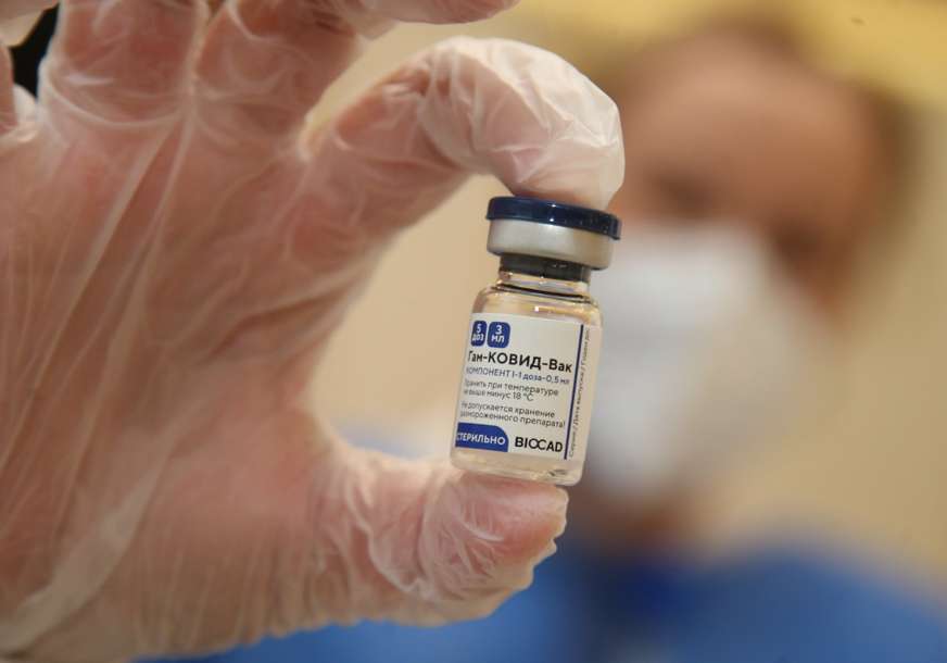 NAJVIŠE FAJZERA Zdravstvenim ustanovama za dan isporučene 2.792 doze vakcina protiv korone
