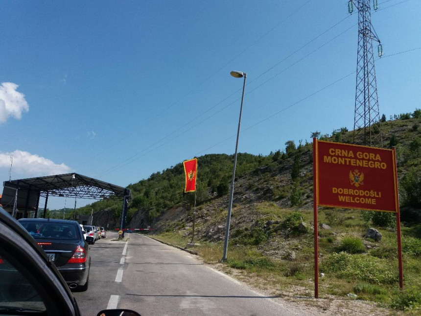 Pojačan saobraćaj prema Crnoj Gori i Hrvatskoj