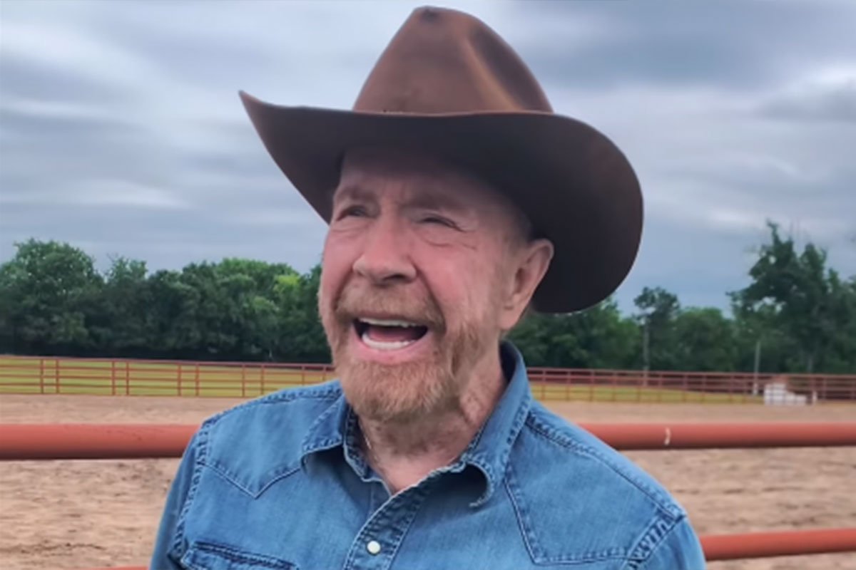 Čak Noris hitno hospitalizovan