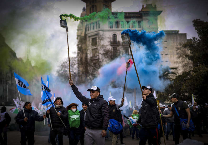 Masovni protesti zbog ekonomske krize u Argentini