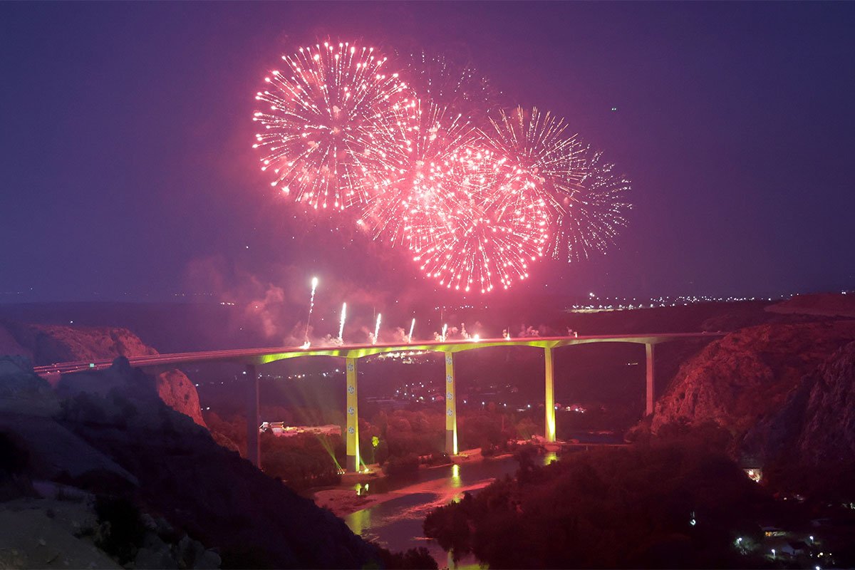 Spektakl iznad Neretve: Most 