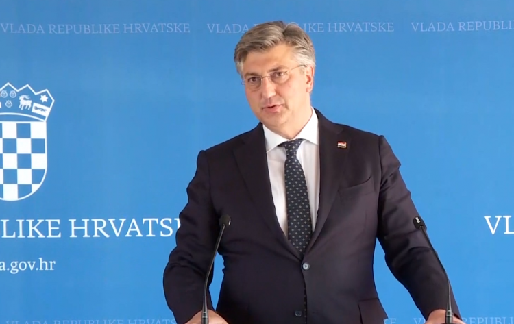 Plenković u Tirani: Nije vrijeme da Srbija sjedi na dvije stolice