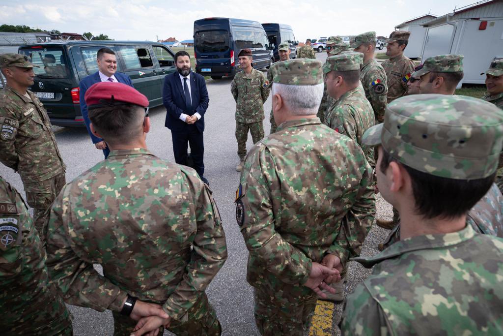Iz Rumunije stiglo pojačanje Kfora (VIDEO)